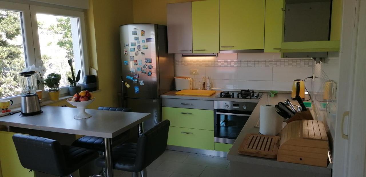 Apartmani Zafaranic Crikvenica Exterior foto